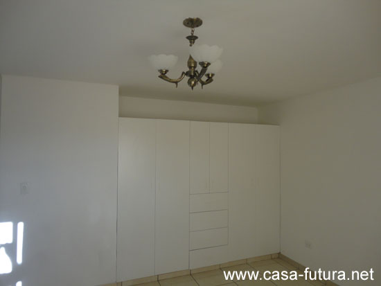 6 CLOSETS