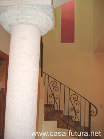 9J-COLUMNAS