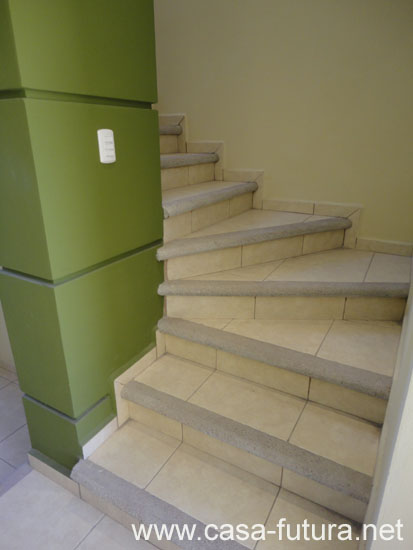 4 Gradas y Barandas (2)